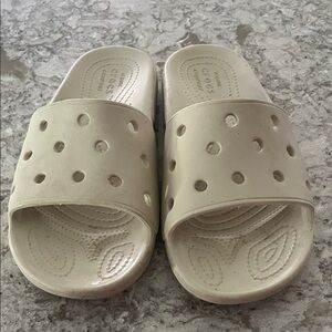 CROCS Off-White Slide Sandals